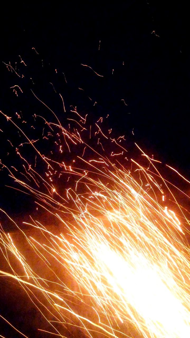 CLOSE-UP OF FIREWORKS DISPLAY