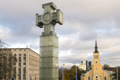 Freedom square "vabaduse väljak" with st. john's church, jaani kirik