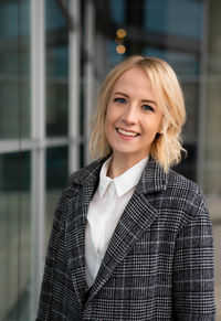 Portrait of a smiling young business woman