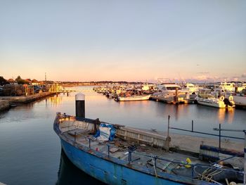 Sunset on the dorset harbor 
