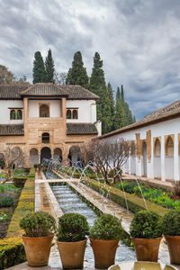 Patio de la acequia in generalife gardens, granada, spain