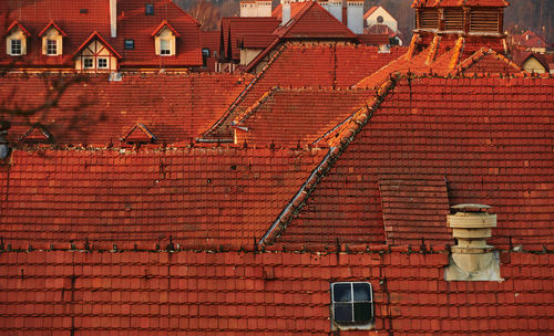 Roofs covered with red tiles