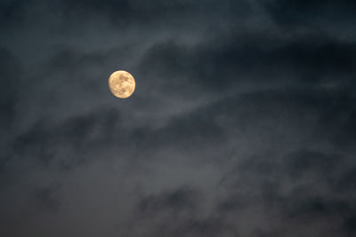 Low angle view of moon in sky