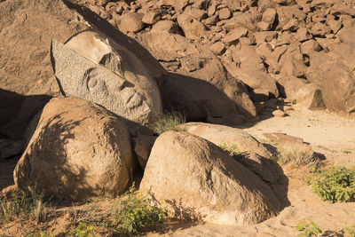 Sculpture garden at aicha mountain in the sahara desert - mauritania