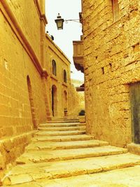 Narrow alley in alley