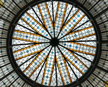 Low angle view of ceiling