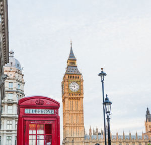 Big ben against sky