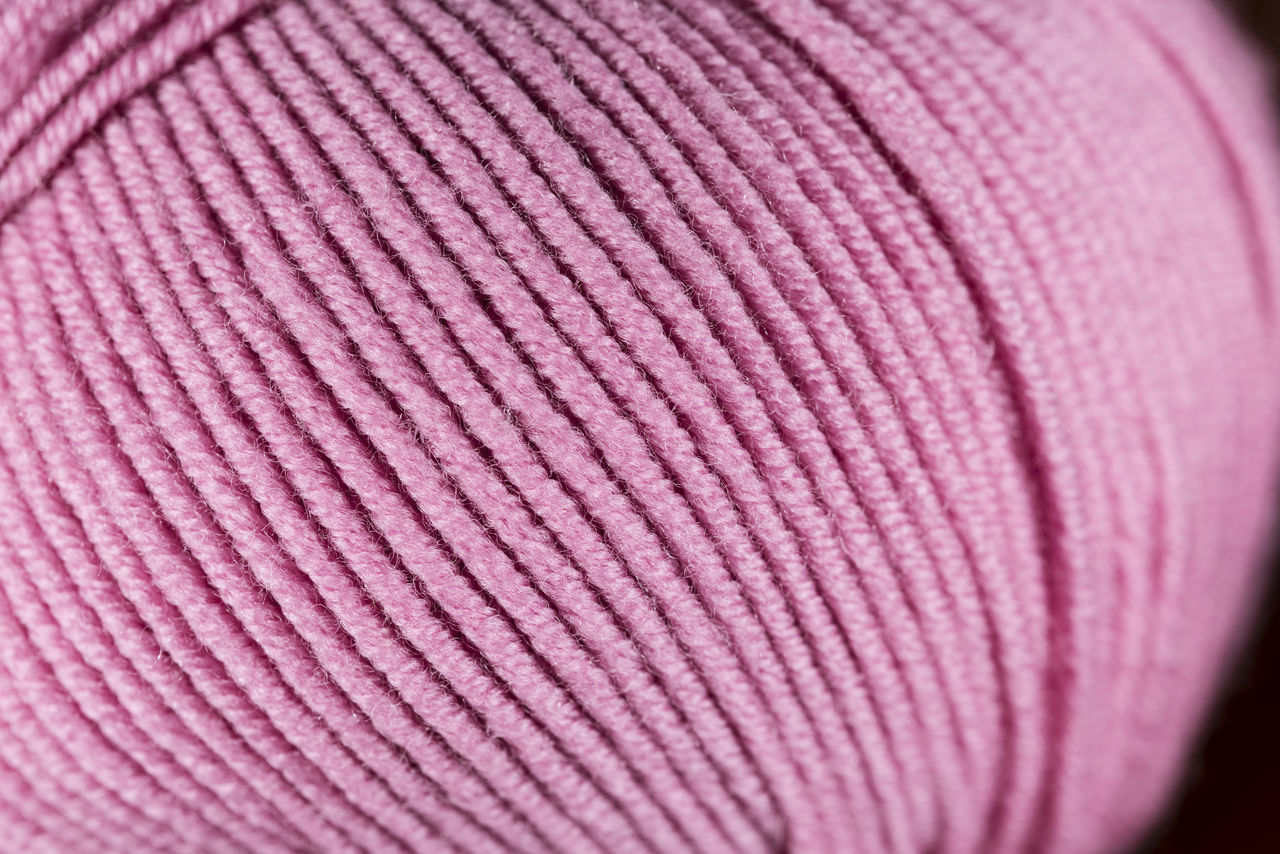 FULL FRAME SHOT OF PINK PETALS