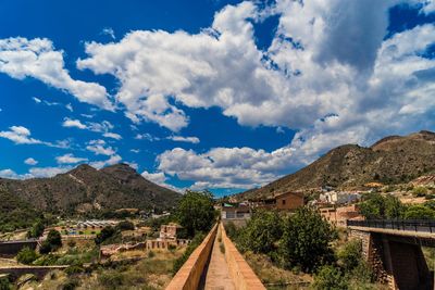 Footpath leading towards mountain