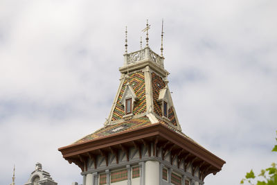 Colorful tile roof