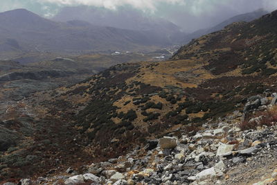 Falling rock zone and alpine mountain landscape near doklam plateau in east sikkim, india