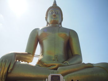 Low angle view of statue against clear sky