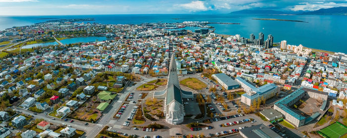 Beautiful aerial view of reykjavik, iceland. sunny day