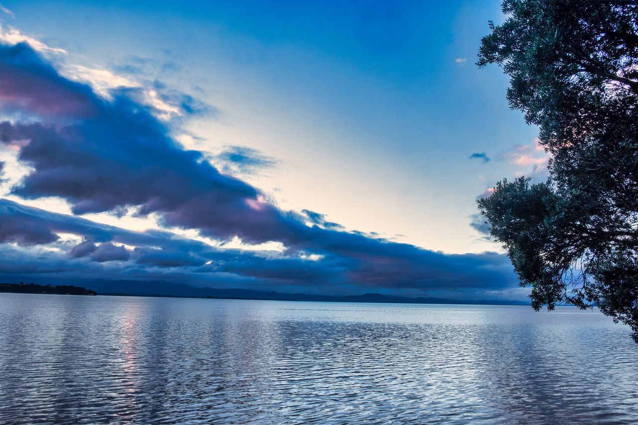 SCENIC VIEW OF SEA AGAINST BLUE SKY