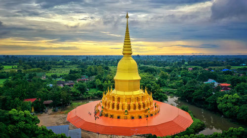 Wat pa wang nam yen. a pagoda in the area of the temple. maha sarakham province. thailand.