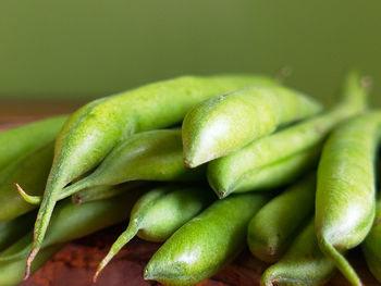 Close-up of green leaf