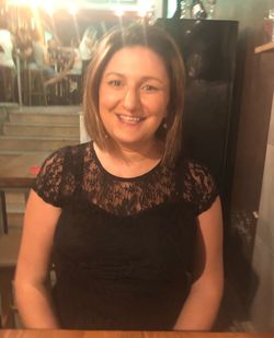 Portrait of a smiling young woman