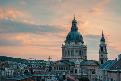 Buildings in city