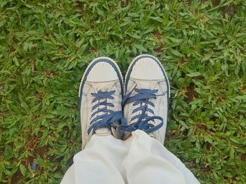 A pair of shoes to complete your life.