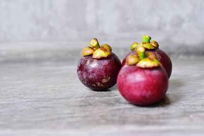 Close-up of apples on table