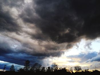 Low angle view of cloudy sky