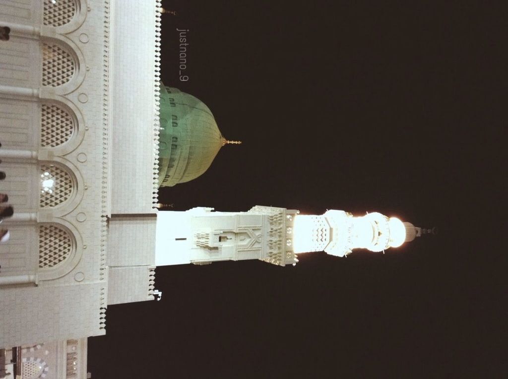 architecture, built structure, building exterior, indoors, copy space, modern, low angle view, no people, building, city, wall - building feature, night, clear sky, dark, famous place, religion, window, tower