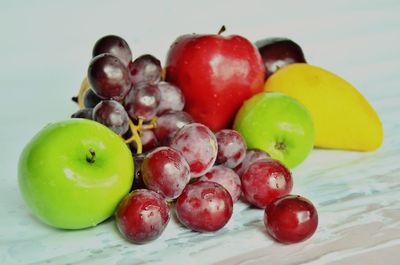 Close-up of apples on table