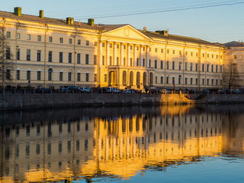 Reflection of buildings in city