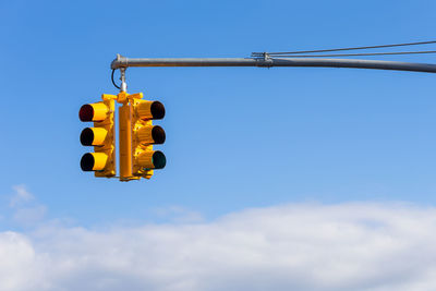 Traffic light in new york city