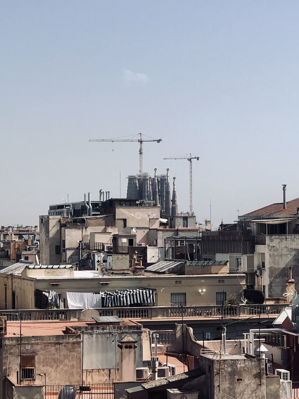 BUILDINGS AGAINST SKY IN CITY