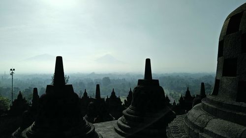 Panoramic view of temple against sky