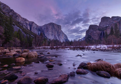 Pre-dawn view of yosemite valley from valley view. 