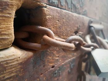 Close-up of rusty chain