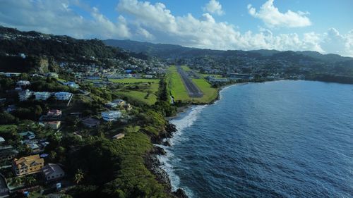 Sky view of cane garden/arnosvale coastline line. caribbean paradise st . vincent and the grenadines 