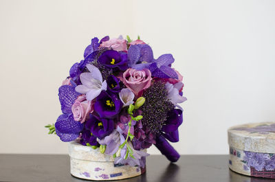 Close-up of flowers in vase