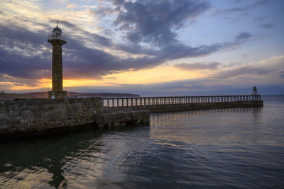 West lighthouse is a 19th century lighthouse on a pier in whitby