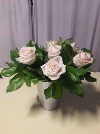 Close-up of rose bouquet on table