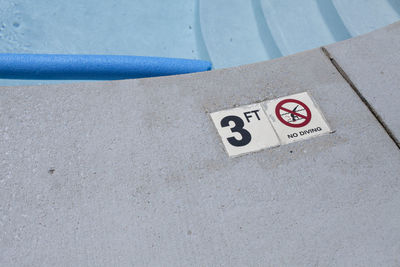 3ft marker at a pool