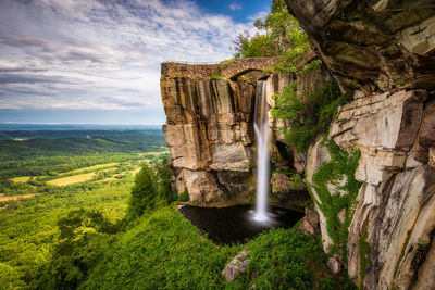 Scenic view of waterfall in rock city arkansas