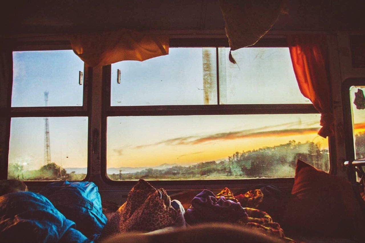 VIEW OF SKY THROUGH WINDOW