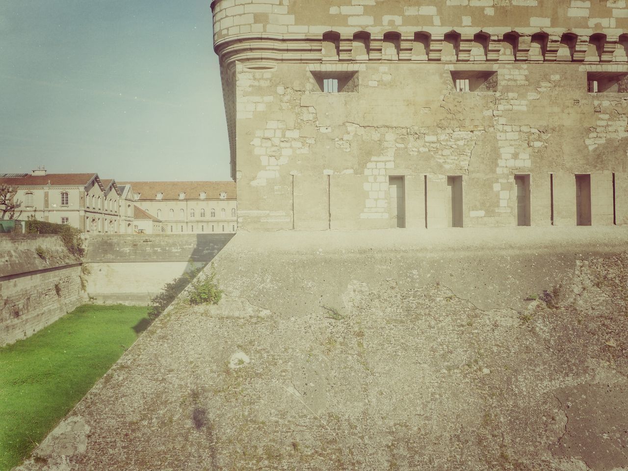 VIEW OF OLD BUILDING