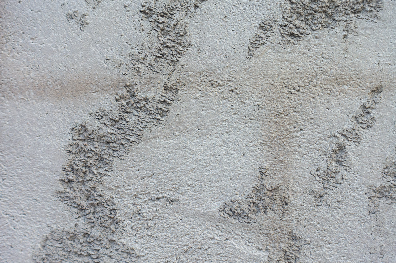 CLOSE-UP OF WEATHERED WALL