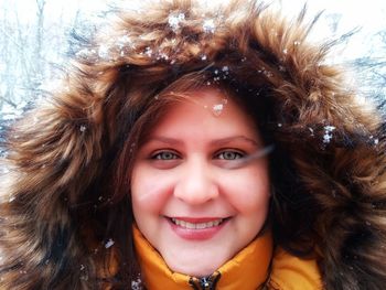 Portrait of a smiling young woman