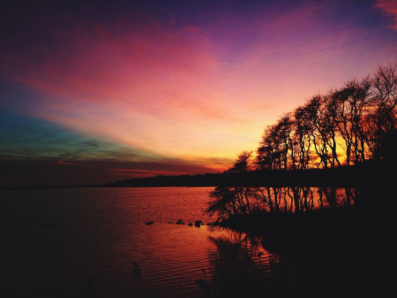 sunset, water, silhouette, tranquil scene, tranquility, scenics, sky, beauty in nature, orange color, lake, reflection, tree, nature, idyllic, cloud - sky, calm, cloud, dusk, outdoors, river