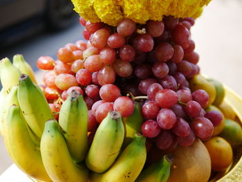 Close-up of grapes