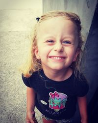 Portrait of cute girl smiling
