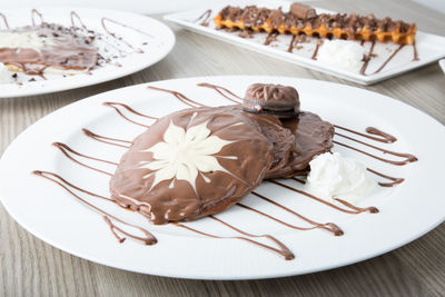 Close-up of chocolate cake on plate