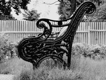 Empty bench in park