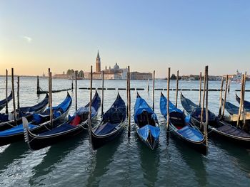 Boats in grand canal