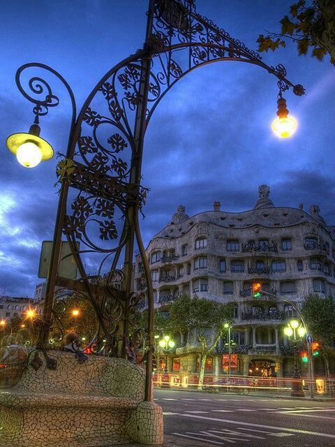 illuminated, night, architecture, built structure, sky, building exterior, street light, dusk, outdoors, city, travel destinations, no people, moon, tree